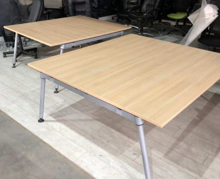 Стол переговорный Herman Miller