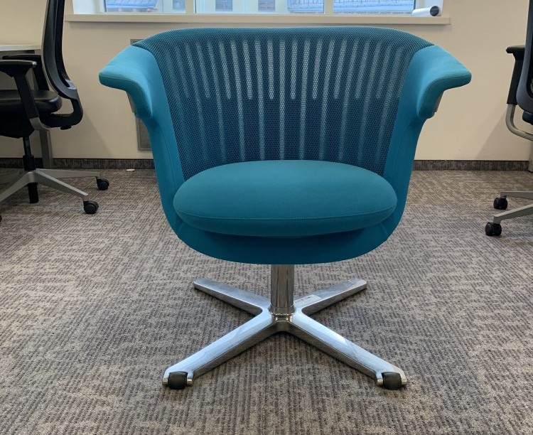 Кресло офисное Steelcase i2i Platinum
