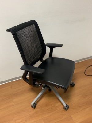 Кресло Steelcase Think