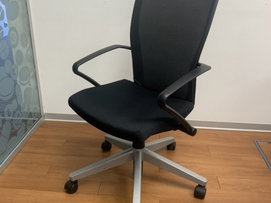 Кресло для персонала HAWORTH Comforto