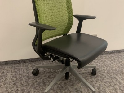 Кресло Steelcase Think