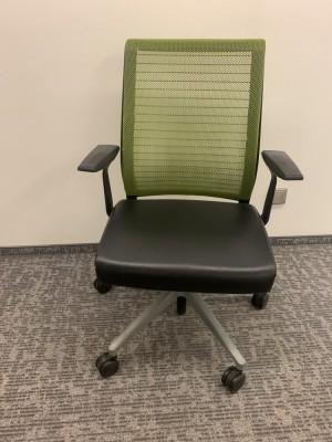 Кресло Steelcase Think