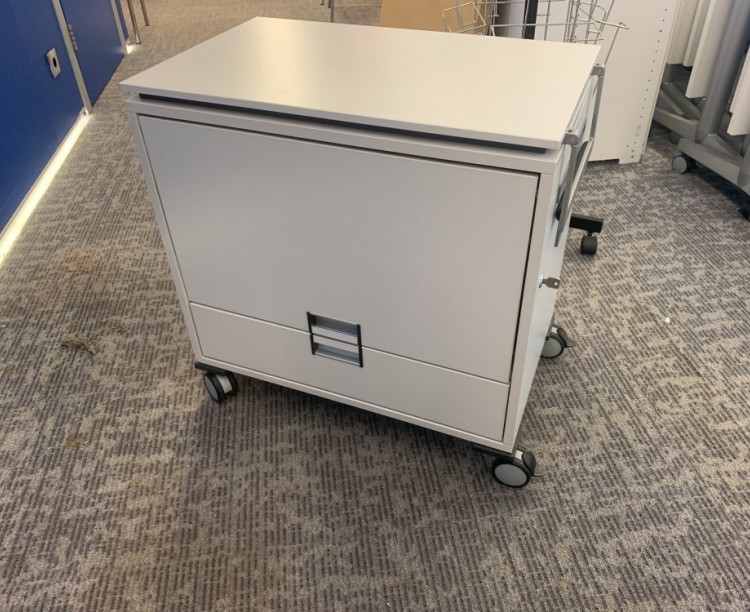 Тумба под оргтехнику Steelcase