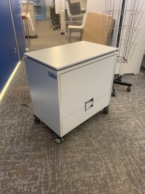 Тумба под оргтехнику Steelcase