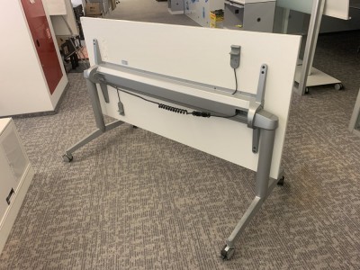 Стол Steelcase Flip-Top