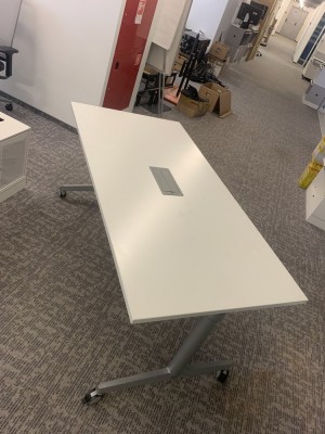 Стол Steelcase Flip-Top